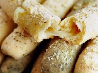 Хлебные палочки с сыром