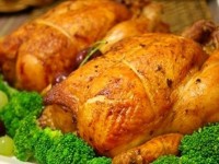 Цыпленок фаршированный зеленью и грибами