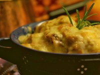 Гуляш из курицы с подливой