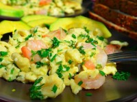 Омлет с креветками и зеленью