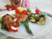 Мясные рулеты с моцареллой станут визитной карточкой любой хозяюшки!