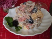 Фантастический салат с копченым мясом и грибами Феерия — настоящий праздник вкуса!