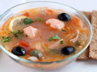 Солянка с красной рыбой