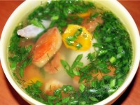 Мясной суп со шпинатом