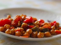 Тушеные овощи с турецким горошком – индийская кухня