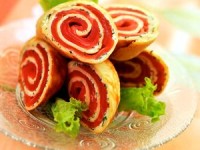 Блины с копченой рыбой. Рулеты из блинов