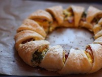 Пирог-венок с сыром, мясом, яйцами – вкусно и красиво!