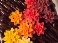 Красивые цветы из мастики – мастер-класс