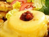 Запеченное мясо с ананасами – беспроигрышное мясное блюдо на все случаи жизни!