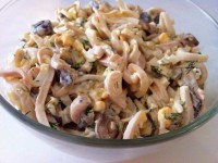 Салат с грибами и кальмарами