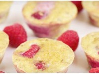 Маффины с бананами и ягодами без муки