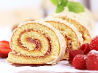 Простой сладкий рулет, но при этом потрясающе вкусный!