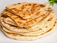 Лепешки с сыром – можно подавать и в холодном, и в горячем виде!