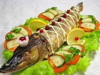 Старорусская кухня – щука на сковороде в кляре